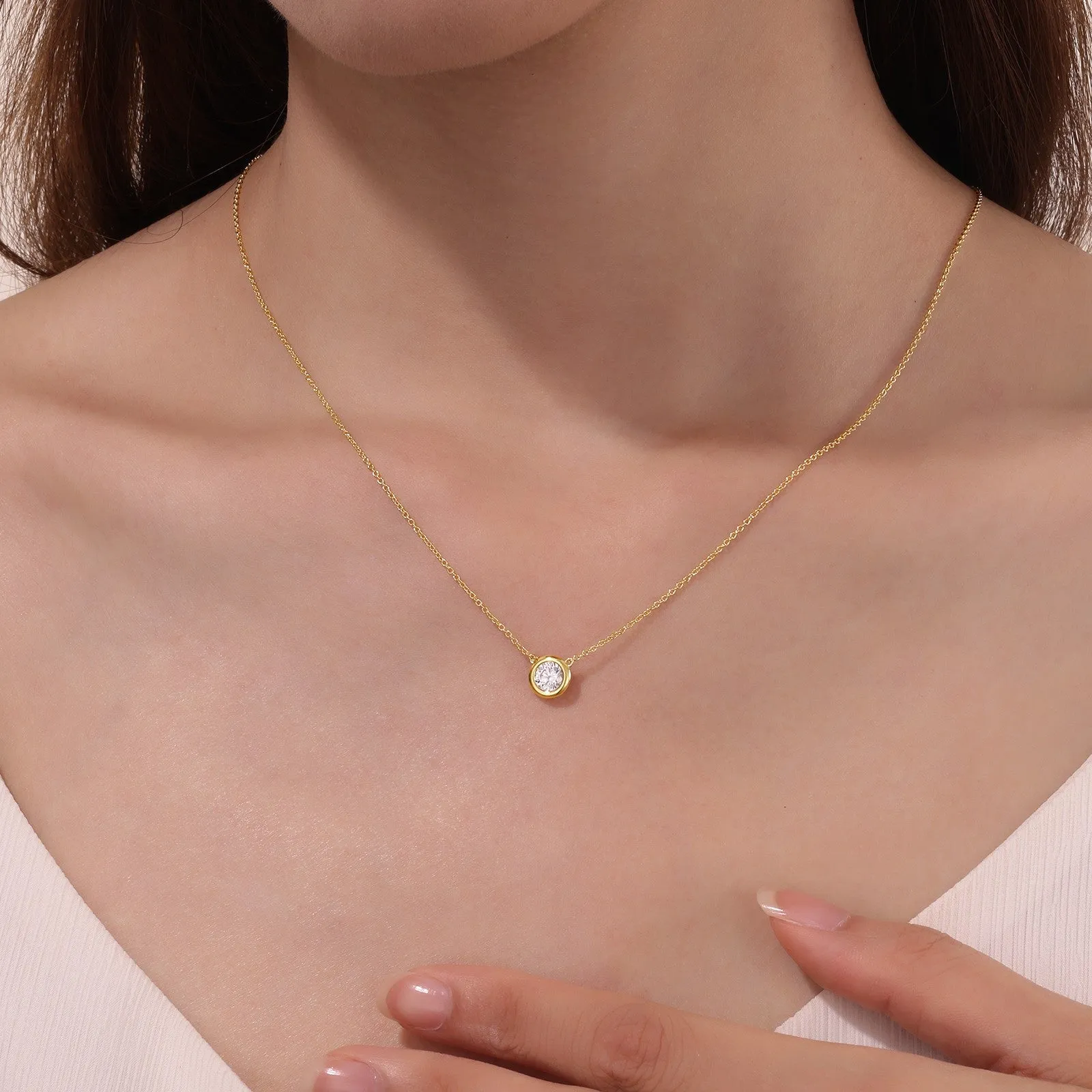 0.6 CTW Bezel-set Solitaire Necklace