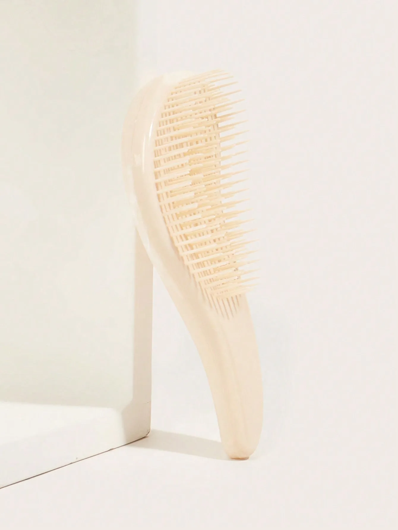 1 Pc Mini Marble Shaped Sole Air Cushion Comb Hair Care Girls Gift,Detangling Hair Brush For Adults & Kids Hair - Detangler Brush For Natural, Curly, Straight, Dry Or Wet Hair Brushes,Portable Hair Brush(Pink)