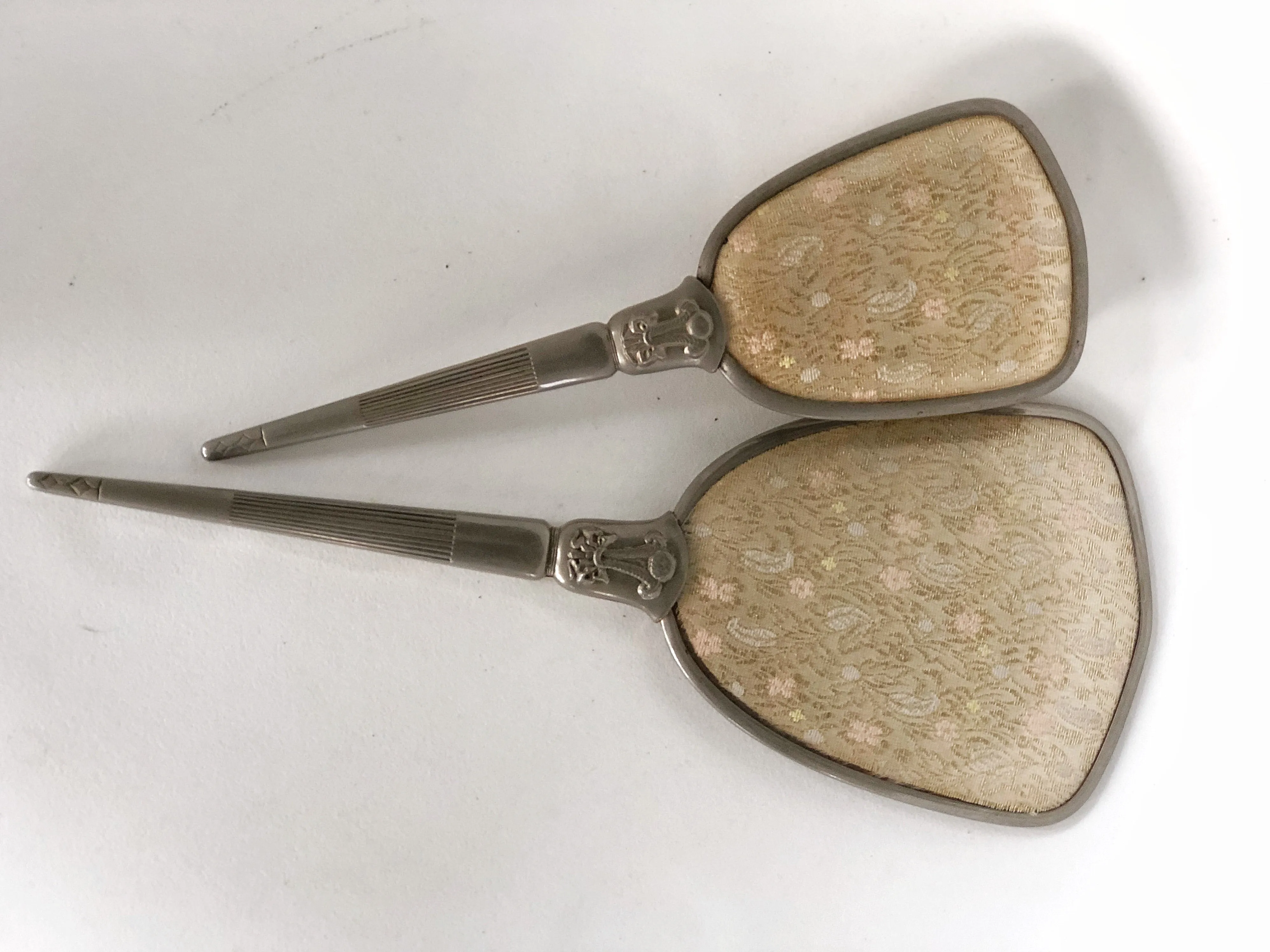 Antique Brocade Flowers Vanity Set