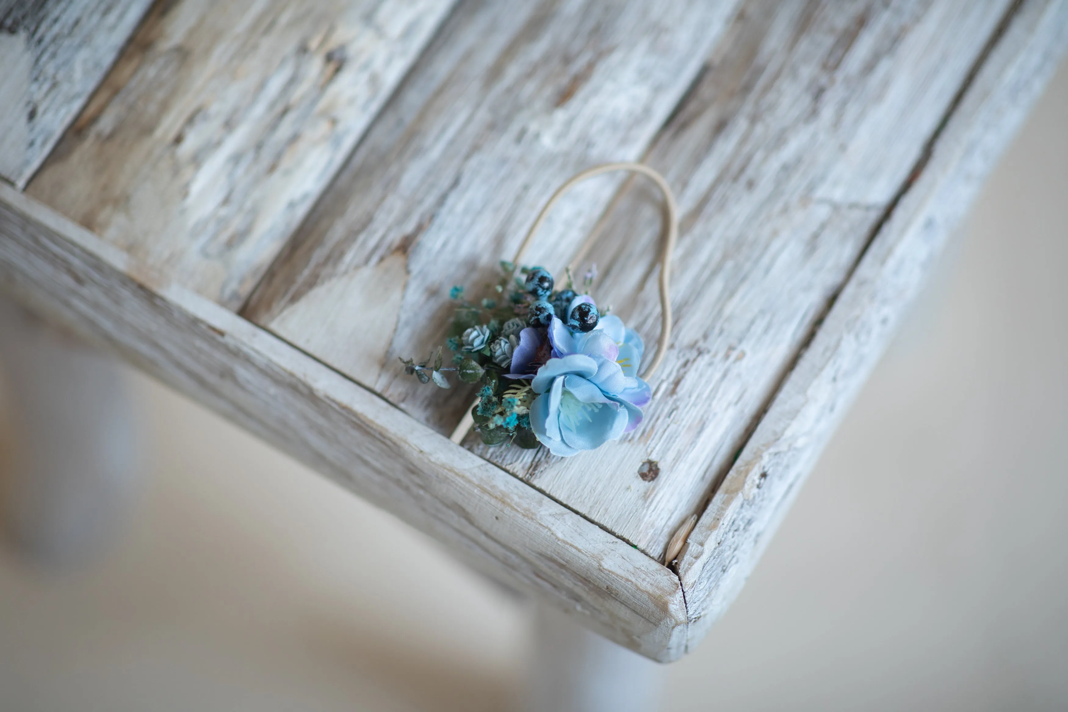 Blue flower hair tie