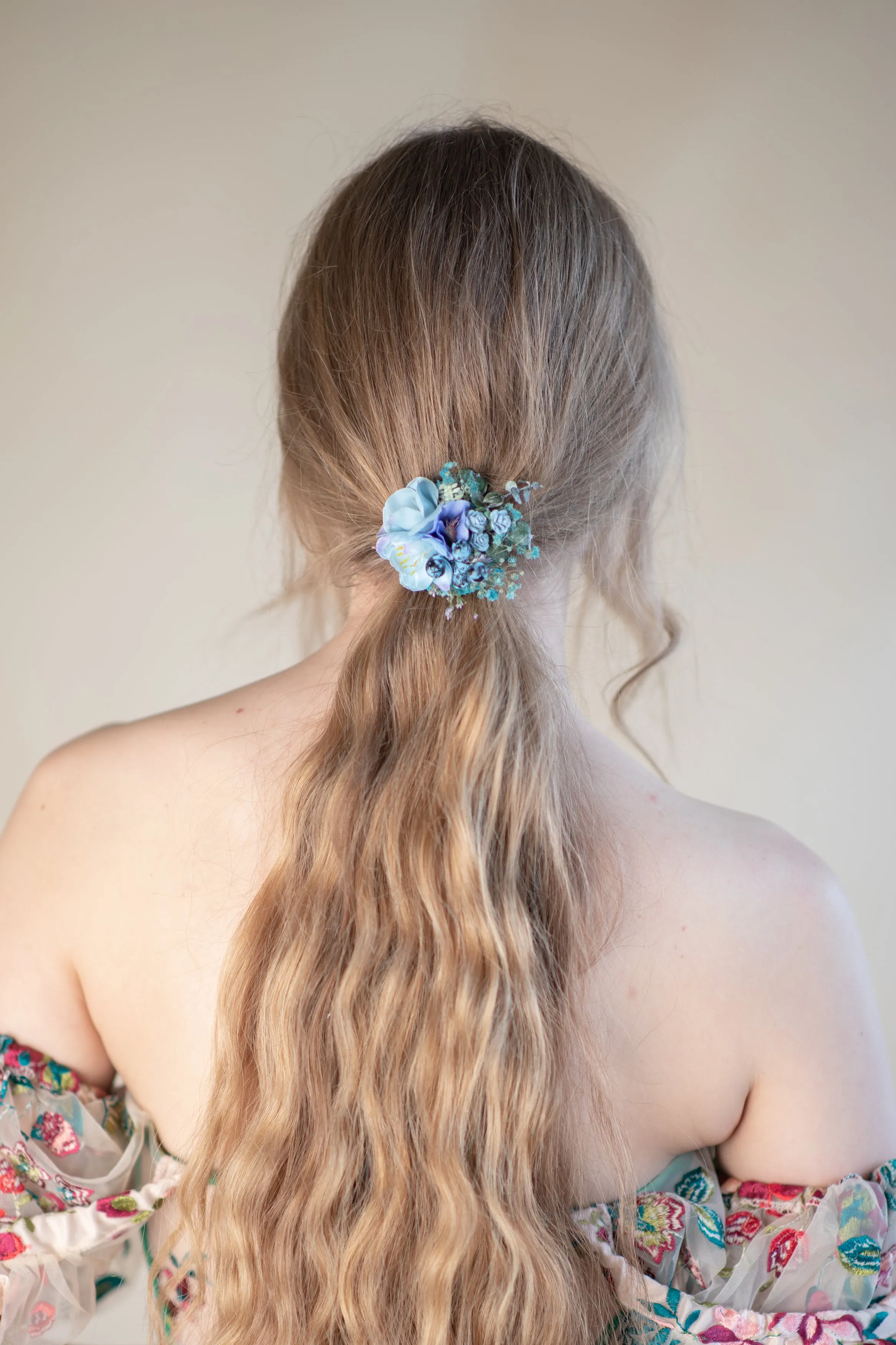 Blue flower hair tie