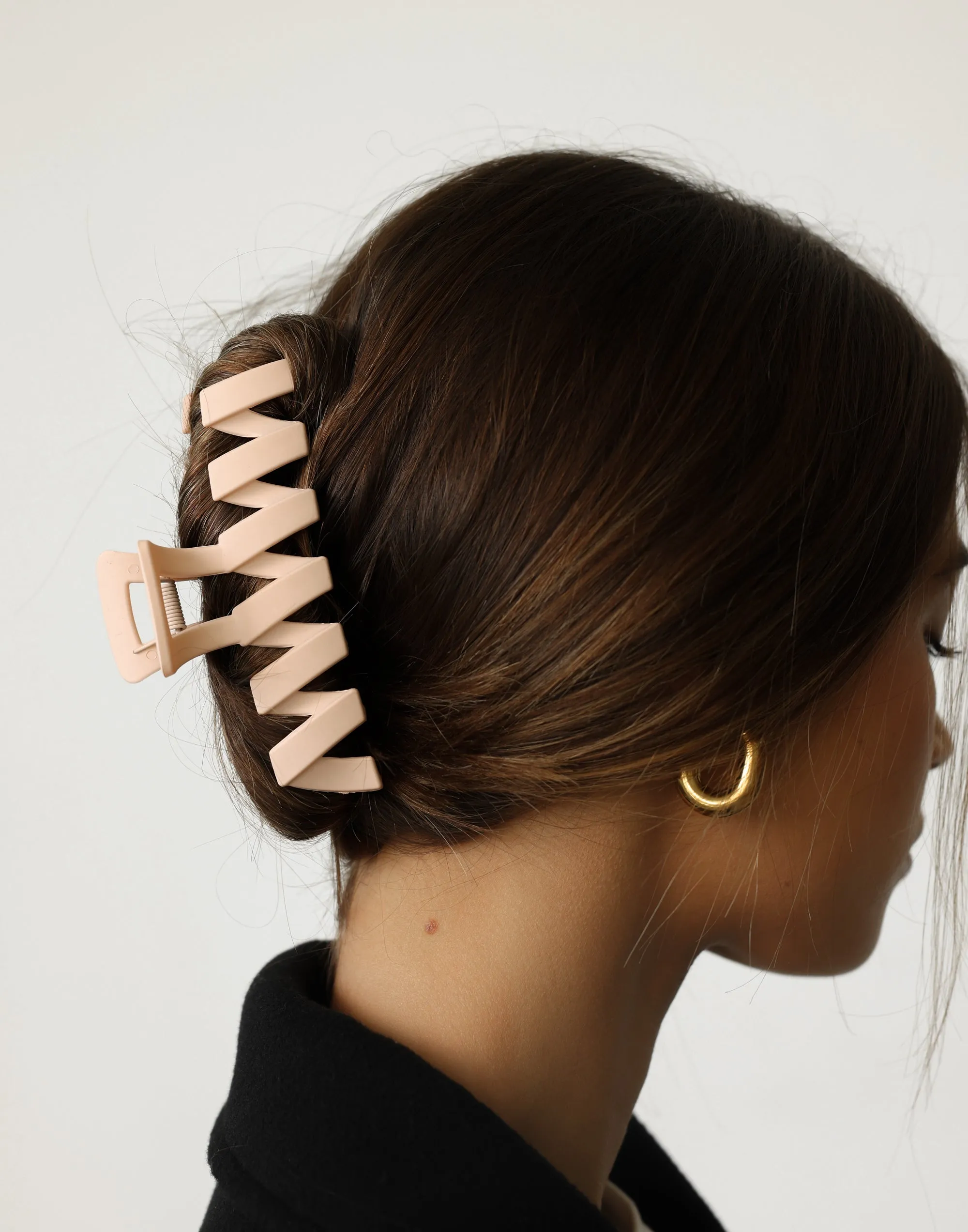 Kaitlyn Hair Clip (Almond)