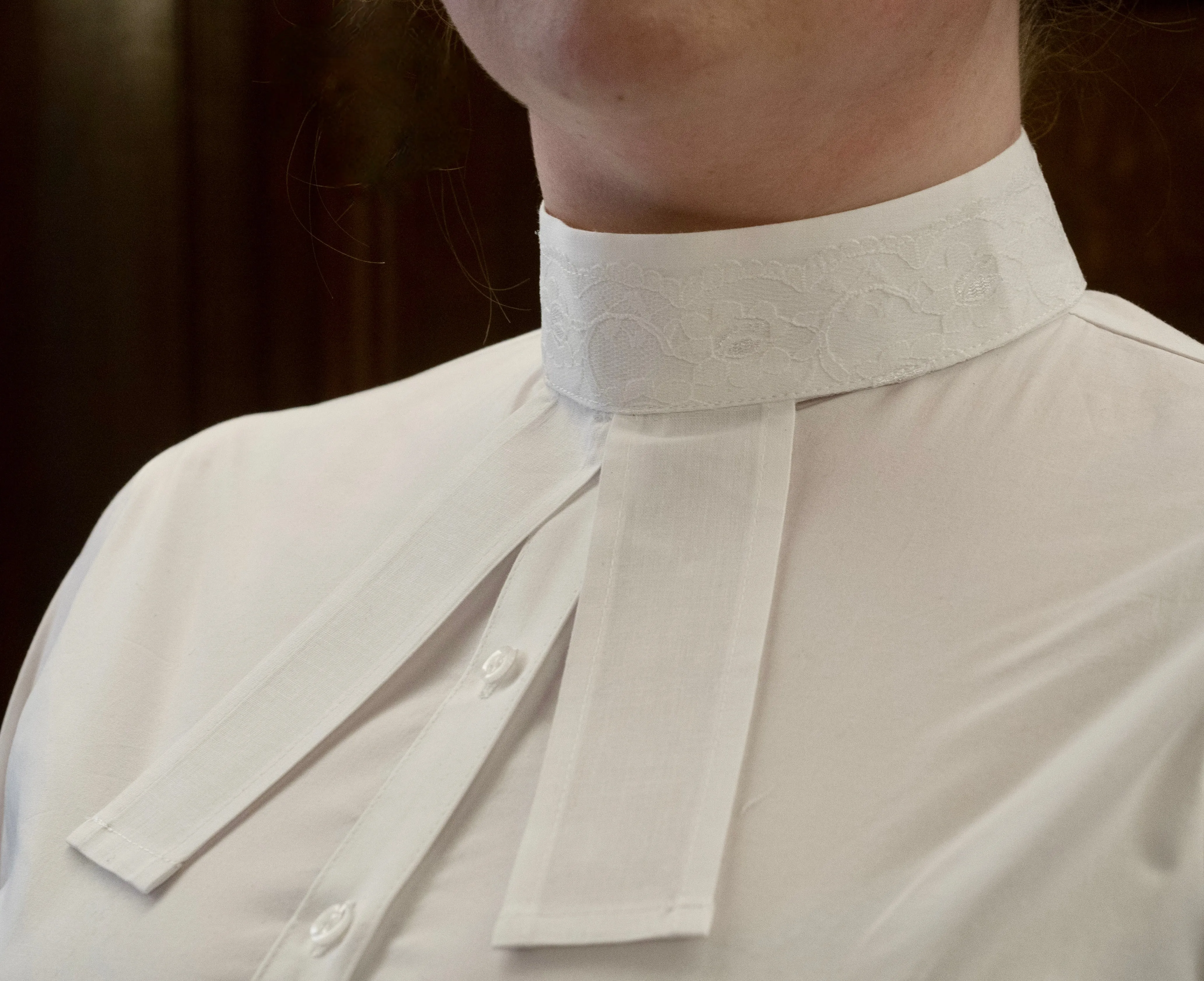Lace Collar with Bands