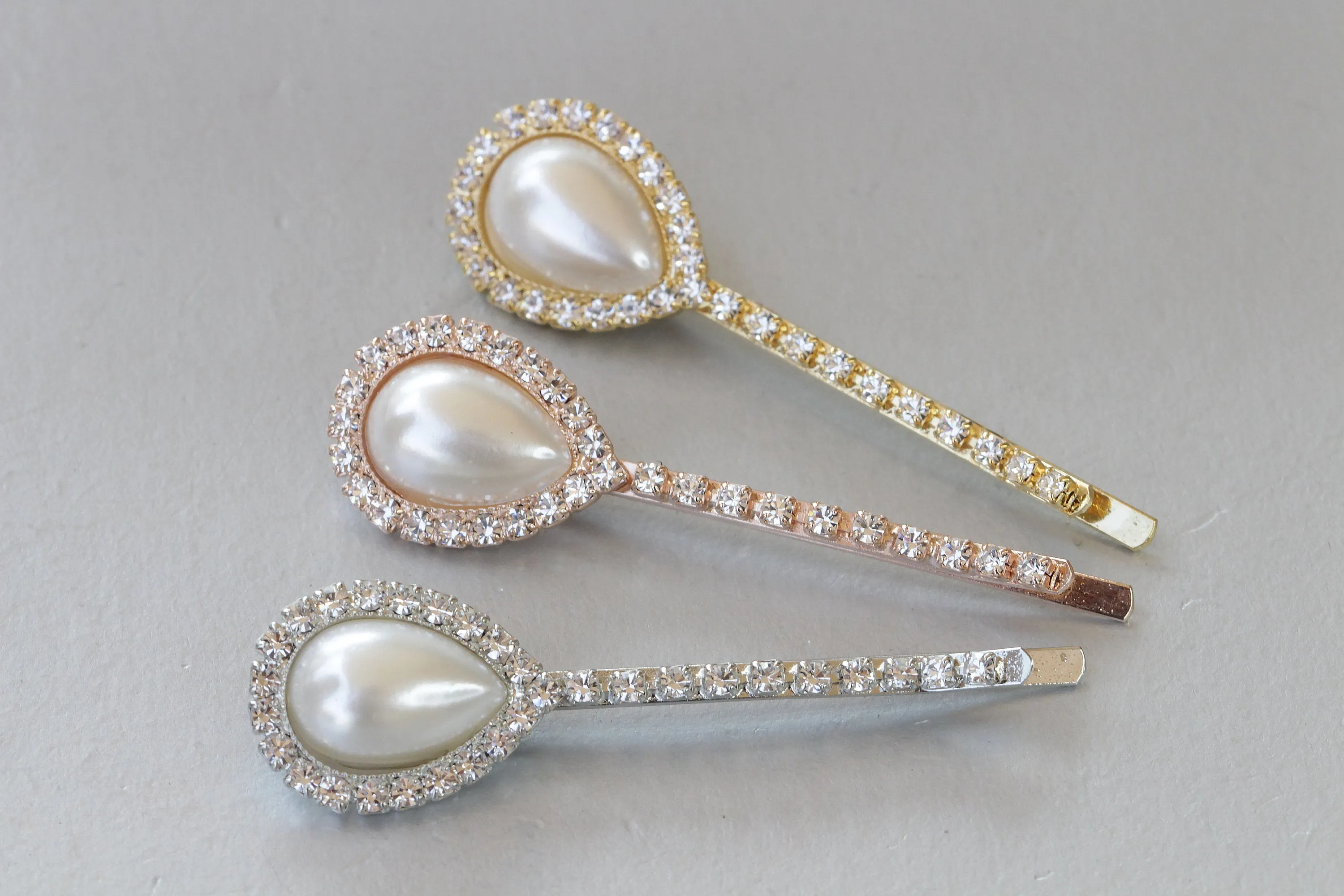 PEARL BOBBY PINS